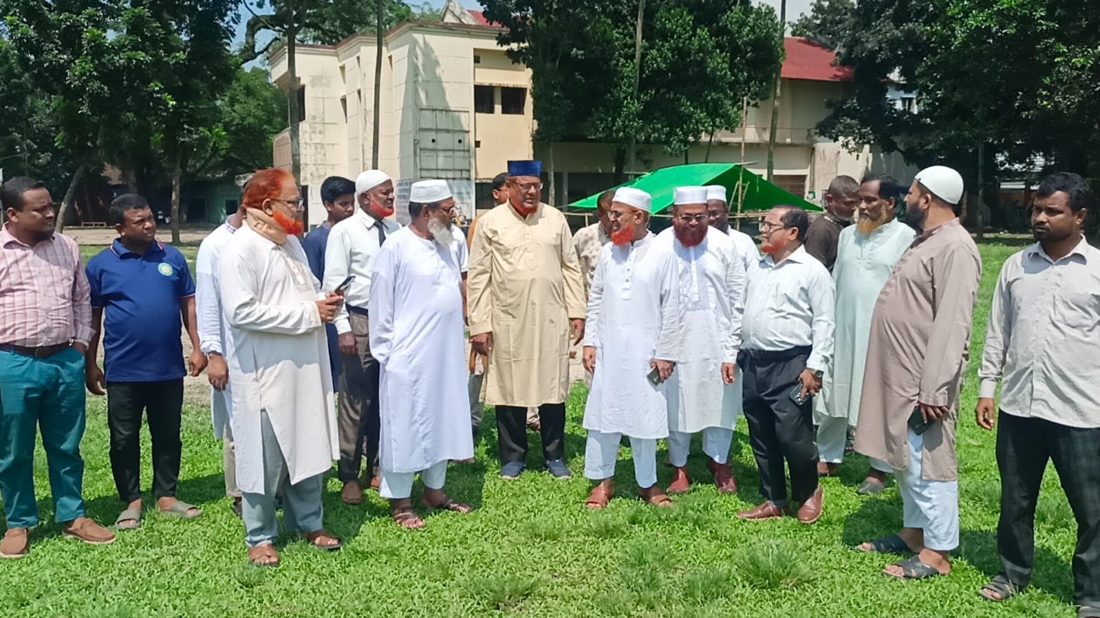 রংপুরে লংমার্চের সমাপনী সমাবেশস্থল পরিদর্শনে জামায়াত নেতারা