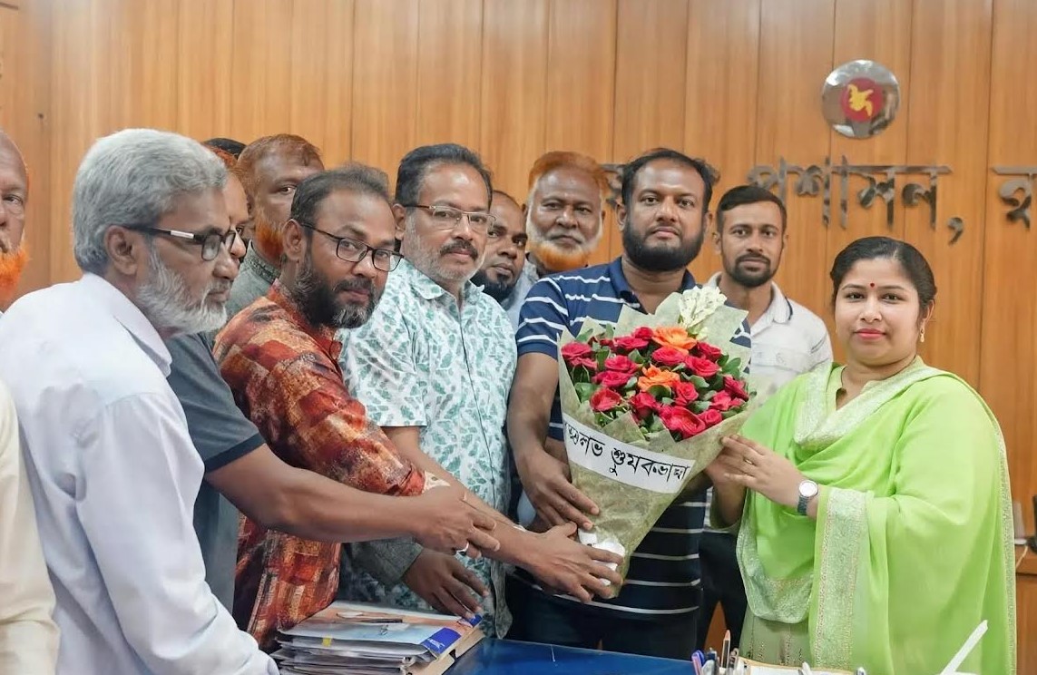 রংপুর মহানগর কৃষক দলের  সাথে জেলা প্রশাসকের মত বিনিময়