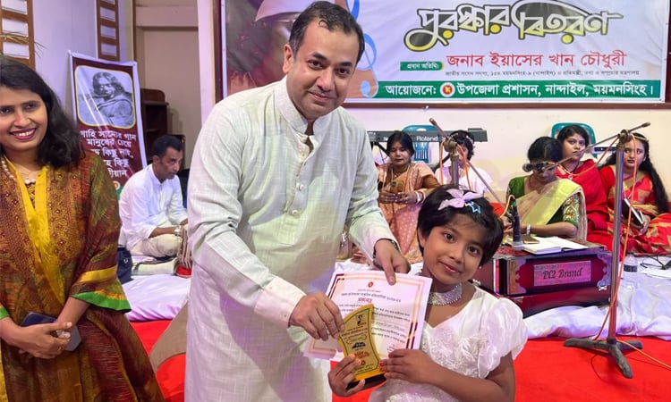 কবি নজরুলের সাম্যের চেতনাকে ছড়িয়ে দেওয়ার আহ্বান তথ্য প্রতিমন্ত্রীর